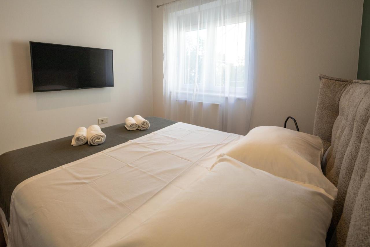 Lumaja Luxury Apartman Biograd Na Moru Εξωτερικό φωτογραφία